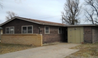 610 Minneola Rd, Dodge City, KS 67801 