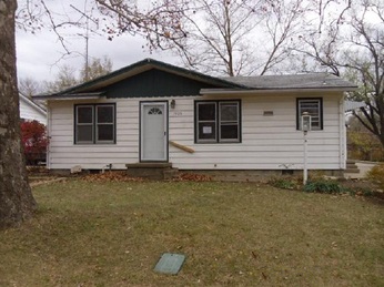 1905 SE Sage St, Topeka, KS 66605 