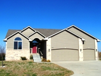 8308 W Conrey St, Wichita, KS 67205 