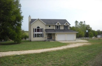 2103 NE 35th St, Topeka, KS 66617 