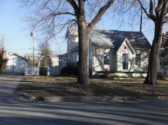 319 S Jefferson Ave, Wellington, KS 67152 