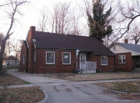 609 S Ellis Street, Wichita, KS 67211 