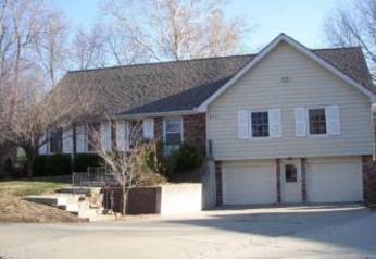 9311 W 92nd Ter, Overland Park, KS 66212 