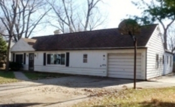 2233 W 77th Street, Prairie Village, KS 66208 