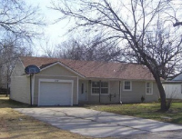 110 Lincoln Ave, Sedgwick, KS 67135 
