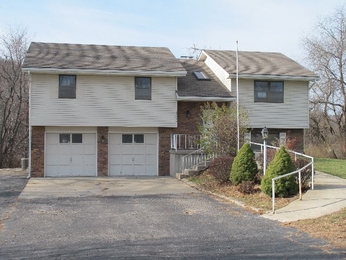 2800 S 22nd Street, Leavenworth, KS 66048 