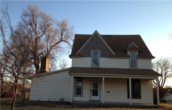 303 E Main St, Mount Hope, KS 67108 