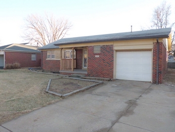 7721 E Clay St, Wichita, KS 67207 