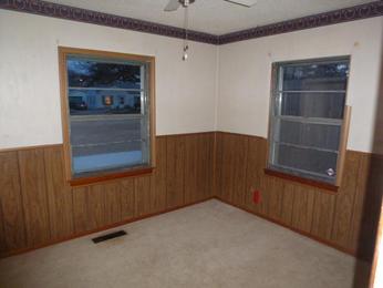 1421 E Denver Dr, Park City, KS 67219 