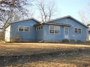 2613 SW Prairie Rd, Topeka, KS 66614 