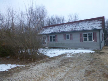 118 E 8th St, Tonganoxie, KS 66086 