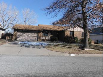 346 N Parkridge St, Wichita, KS 67212 
