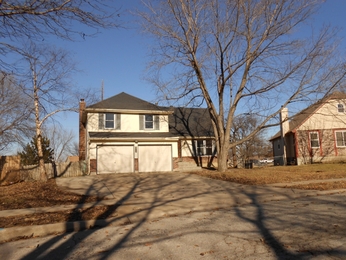 1130 E Elizabeth St, Olathe, KS 66061 