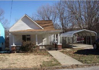 4137 Lloyd St, Kansas City, KS 66103 