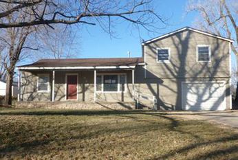 825 N Flora St, Wichita, KS 67212 