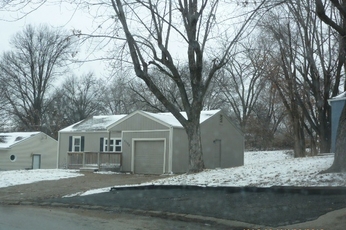 6110 Longwood Avenue, Kansas City, KS 66104 