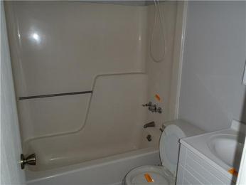 1056 E Huntington Cir, Olathe, KS 66061 