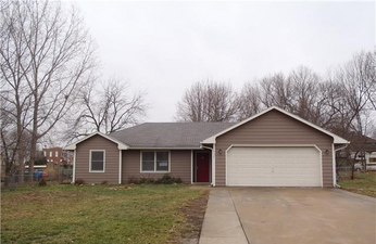 309 E Mccarty St, Edgerton, KS 66021 