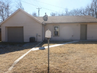 5425 Newell St, Wichita, KS 67212 