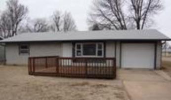 846 Hemlock Dr, Salina, KS 67401 