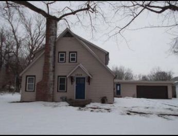 1919 NW Taylor St, Topeka, KS 66608 