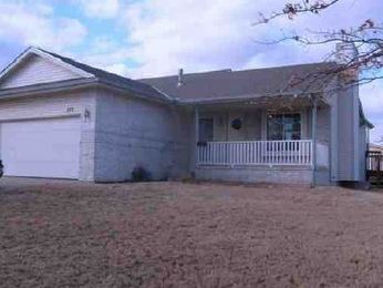 210 E Copeland Ave, Kingman, KS 67068 