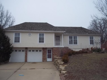 13026 W 57th Ter, Shawnee, KS 66216 