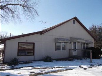 16565 Santa Fe Trl, Leavenworth, KS 66048 