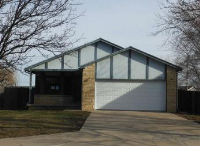 2141 N Parkridge Ct, Wichita, KS 67212 