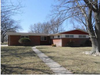 2401 N Van Buren St, Hutchinson, KS 67502 