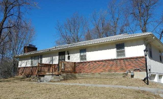 3908 Montandon Ln, Kansas City, KS 66104 