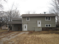 116 W Ridgeway St, Carbondale, KS 66414 
