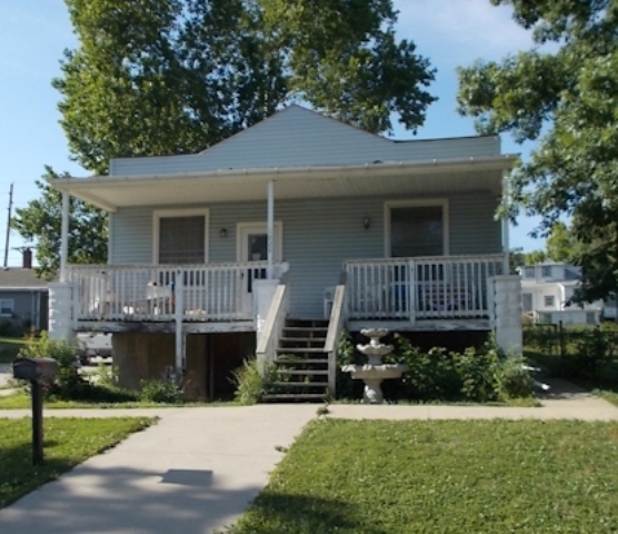 1028 Kenton, Leavenworth, KS 66048 