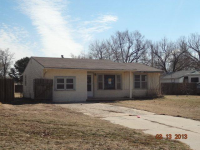 912 N Anna St, Wichita, KS 67212 