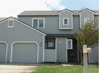 1003 N Lakewind St, Wichita, KS 67212 