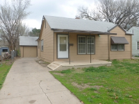 1332 N Pershing St, Wichita, KS 67208 