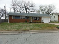 1435 N Glenhurst St, Wichita, KS 67212 