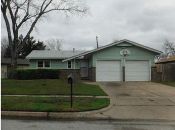 3560 W Del Sienno St, Wichita, KS 67203 