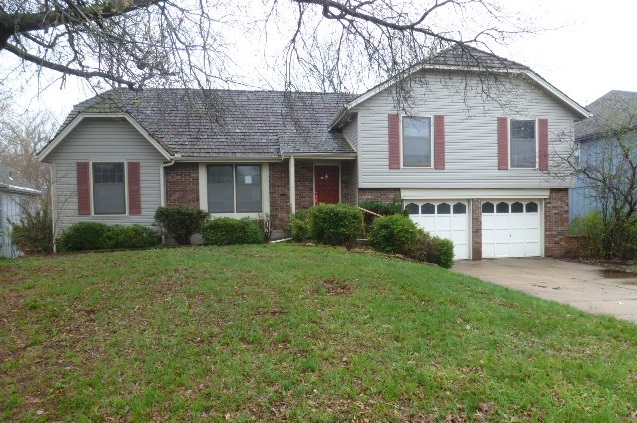 12671 W 105th St, Lenexa, KS 66215 