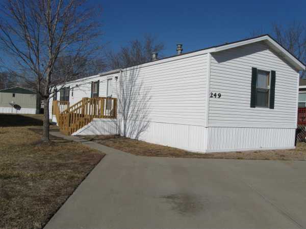 249 White St., Edwardsville, KS 66113 