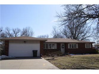 5525 23rd St, Topeka, KS 66614 