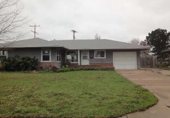 803 Mellinger Dr, Salina, KS 67401 