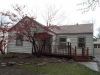 825 SW Hedgewood Ave, Topeka, KS 66606 