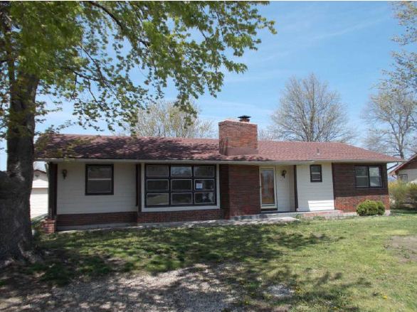 1020 Lincoln Street, Osage City, KS 66523 