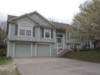 4915 Brockway St, Shawnee, KS 66226 