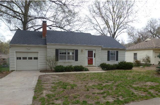 3002 W 72nd Ter, Prairie Village, KS 66208 