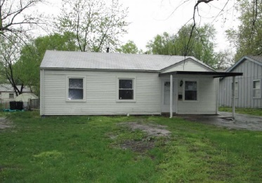 2710 S 49th St, Kansas City, KS 66106 