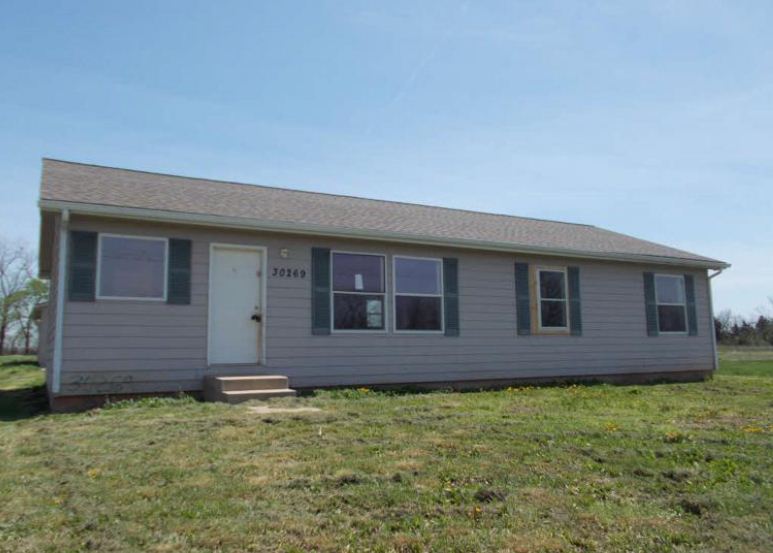 30269 W 375th St, Osawatomie, KS 66064 