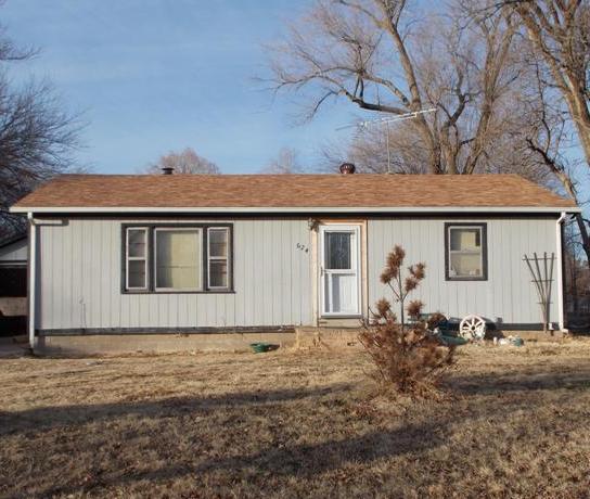 624 East 57th Street South, Wichita, KS 67216 