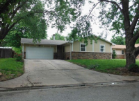 1208 E Kemper St, Wichita, KS 67216 